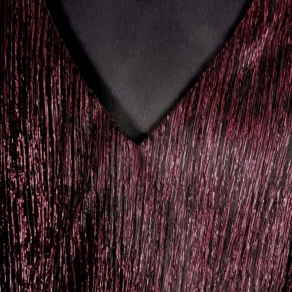 Simply Vera Vera Wang Sparkly Metallic Blouse Women's Sz Small NWT Purple Black - Picture 16 of 16